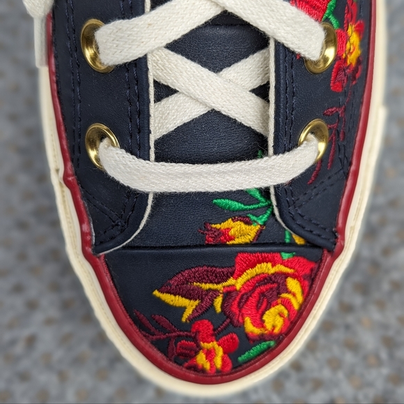 Converse Leather Parkway Embroidered Floral LT in Navy, Sz 6 - Picture 12 of 12